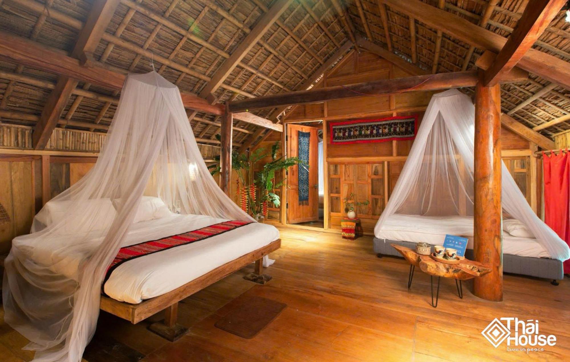 Thai House Pu Luong - Century Old Stilt House With Terrace Views Huong Ba Thuoc エクステリア 写真